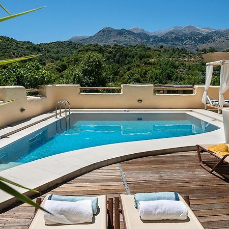 Verekinthos Villas - Pool, Hot Tub, Bbq, Kids Playground, Stunning Mountain Views Yerolakkos Ngoại thất bức ảnh