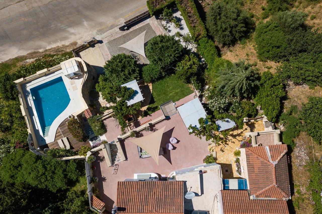 Verekinthos Villas - Pool, Hot Tub, Bbq, Kids Playground, Stunning Mountain Views Yerolakkos Ngoại thất bức ảnh