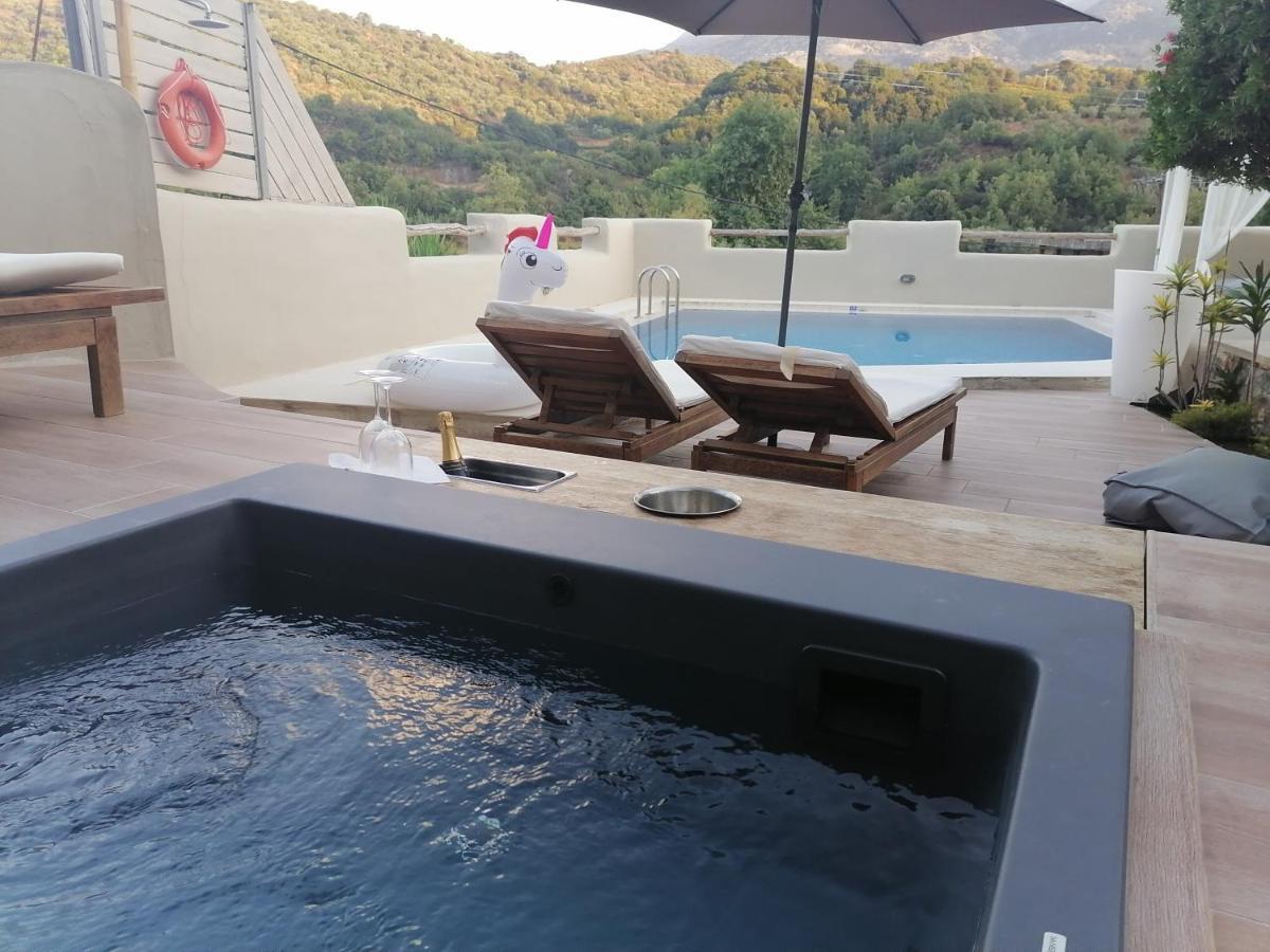 Verekinthos Villas - Pool, Hot Tub, Bbq, Kids Playground, Stunning Mountain Views Yerolakkos Ngoại thất bức ảnh