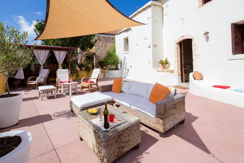 Verekinthos Villas - Pool, Hot Tub, Bbq, Kids Playground, Stunning Mountain Views Yerolakkos Ngoại thất bức ảnh